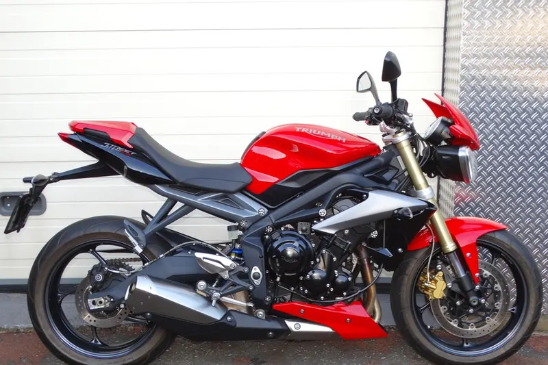 Triumph Street Triple 675 (2014)