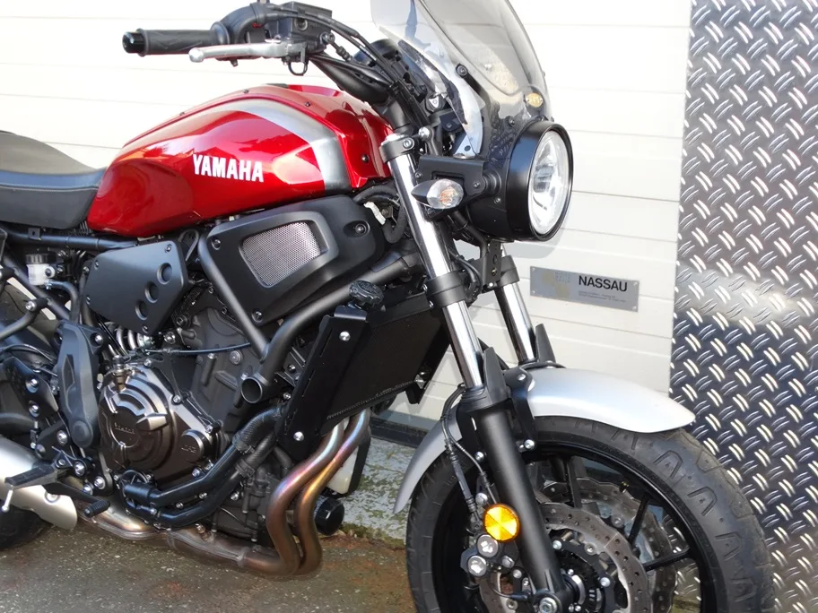 Yamaha XSR700 (2019) — foto 1