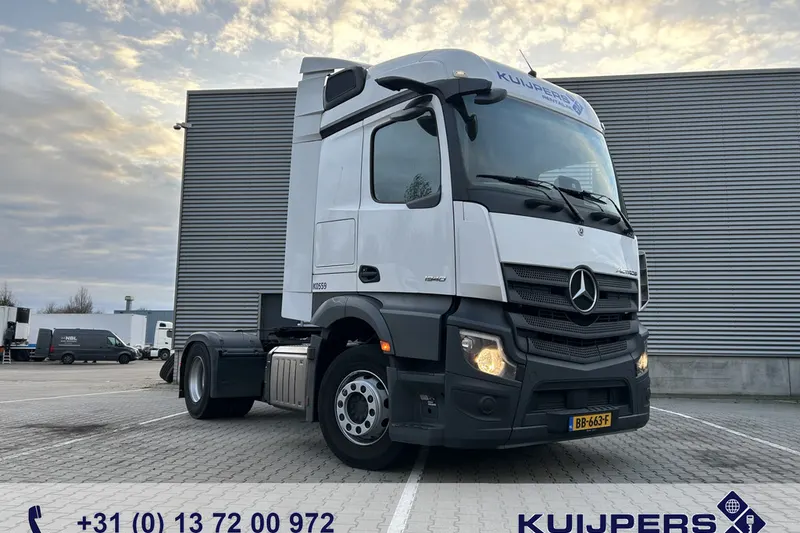 Mercedes-Benz Actros (2025)