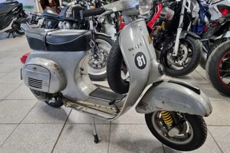 Vespa 3T 125 Primavera (1981)