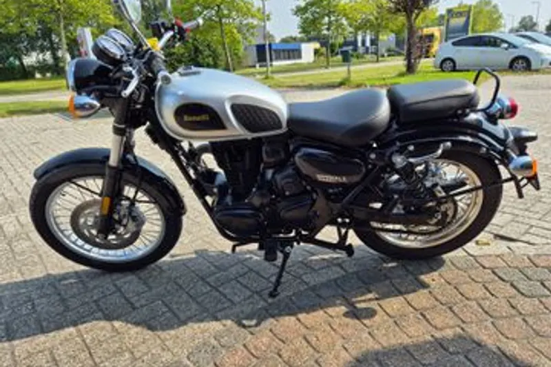 BENELLI IMPERIALE 400 (2020)