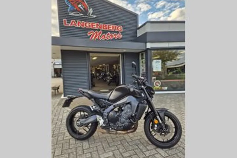 Yamaha MT-09 (2023)