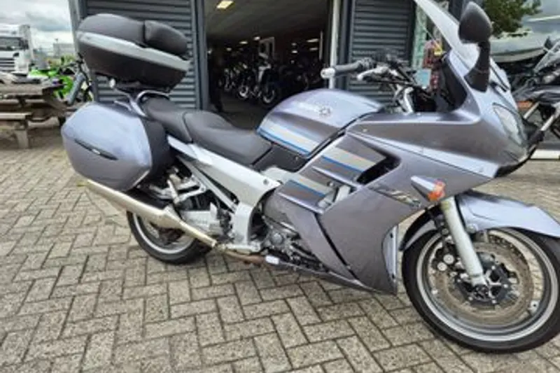 Yamaha FJR1300 (2004)