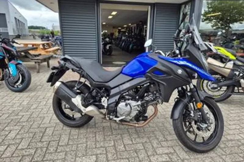 Suzuki V-Strom (2025)