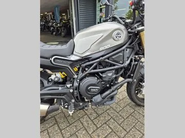 Benelli Leoncino 800 (2023) — foto 1