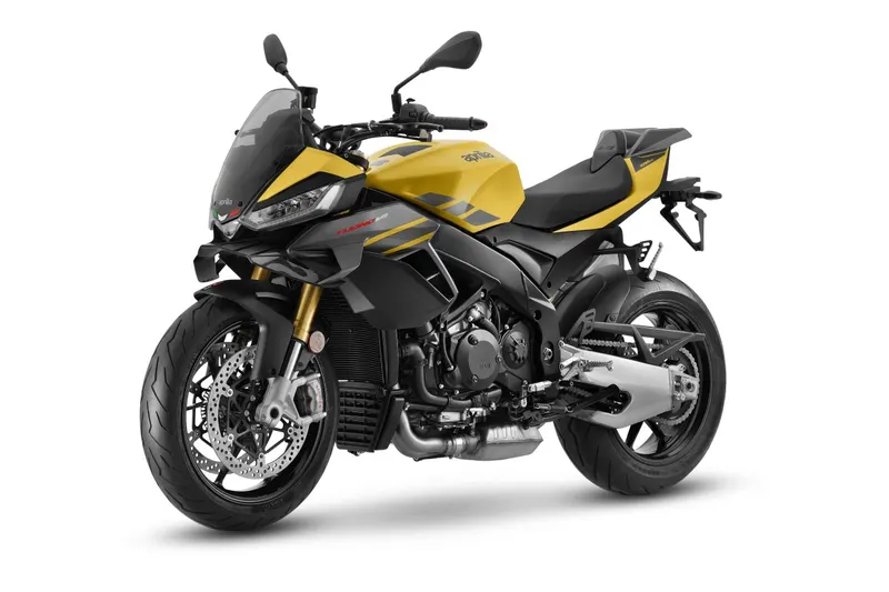 Aprilia Tuono V4 1100 (0)