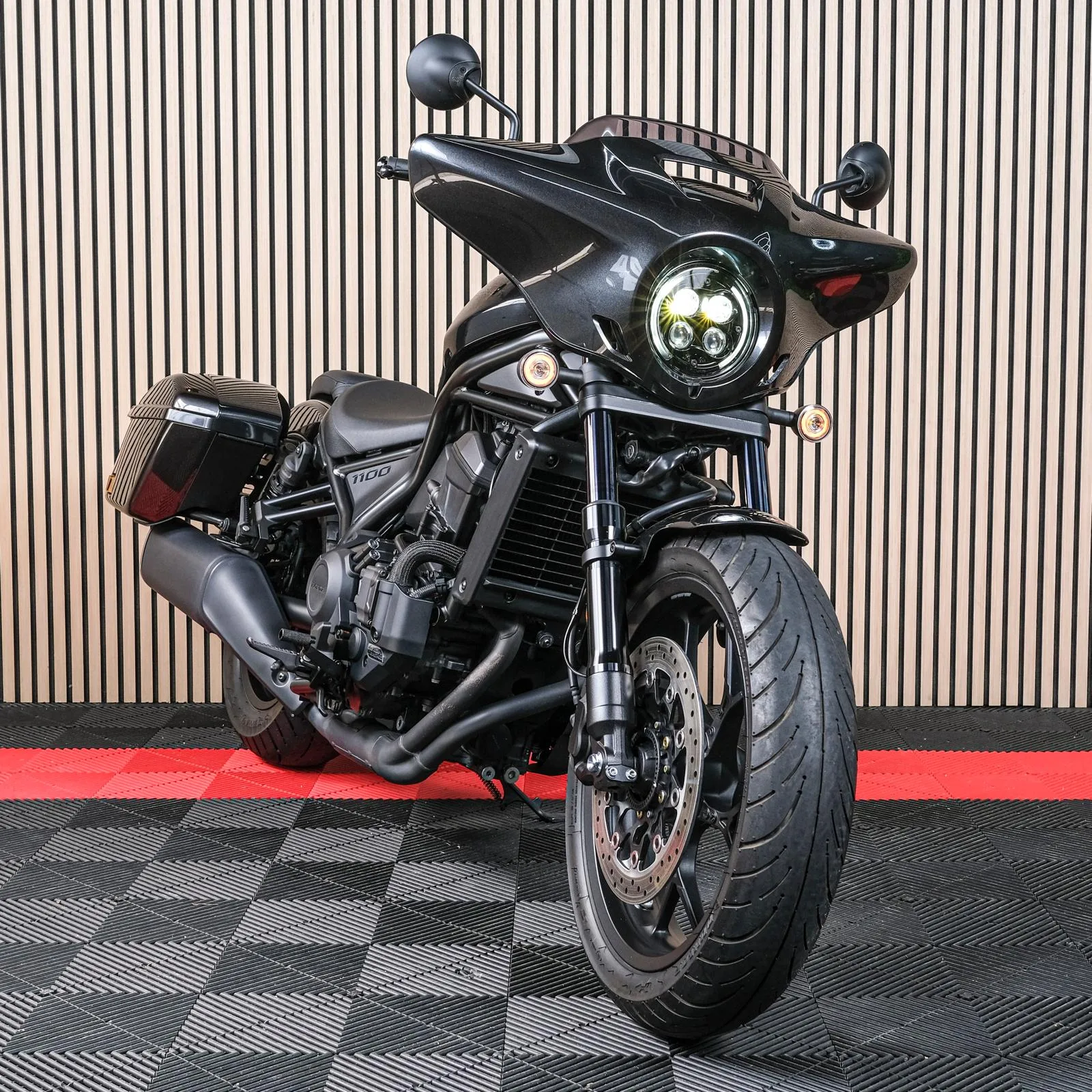 Honda CMX 1100 (2023) — foto 1