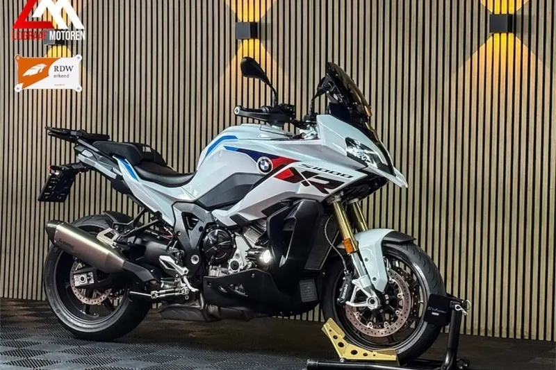 BMW S 1000 XR (2025)
