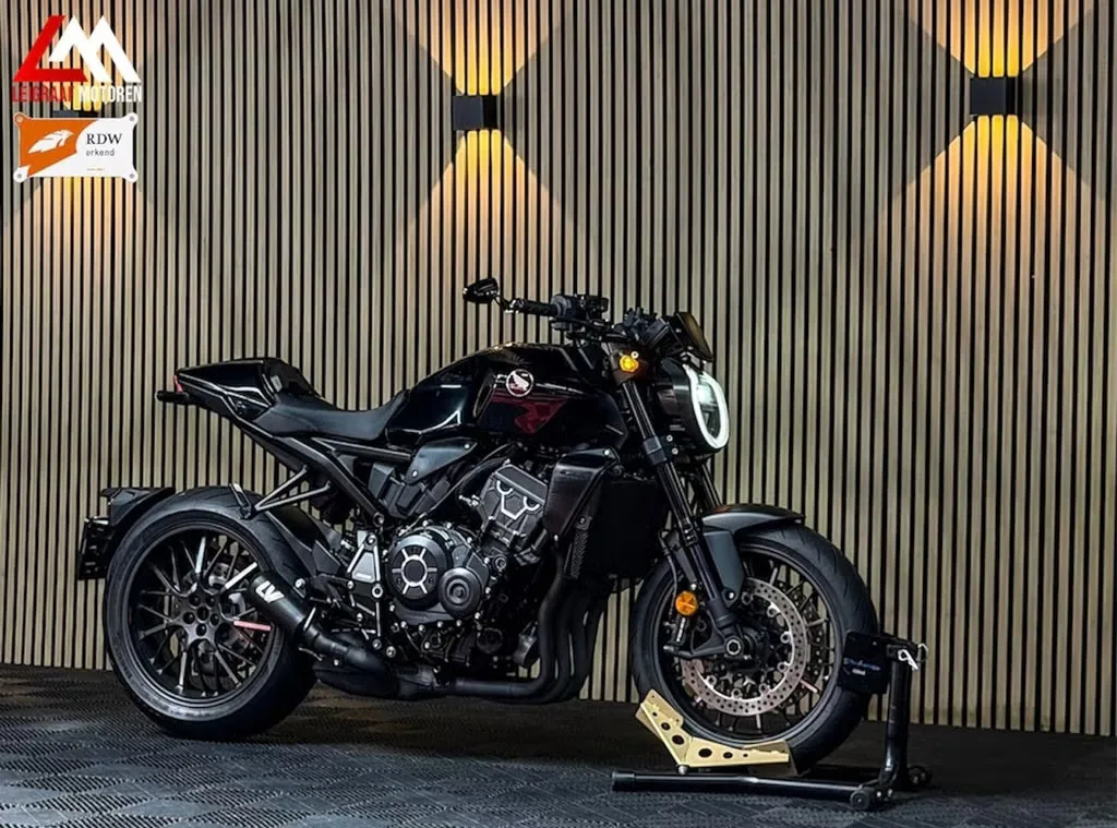 Honda CB 1000R Black Edition (2024) — foto 1