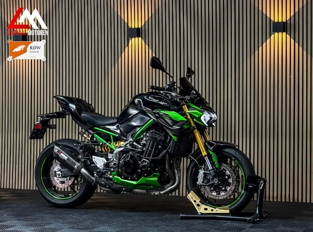 Kawasaki Z900 SE Performance (2024) — foto 1