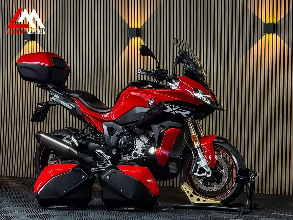 BMW S 1000 XR (2022) — foto 1
