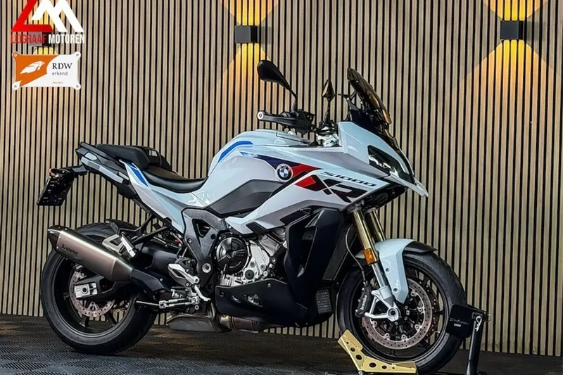 BMW S 1000 XR (2024)