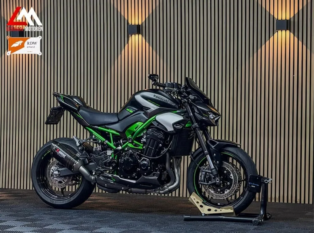 Kawasaki Z900 (2025) — foto 1