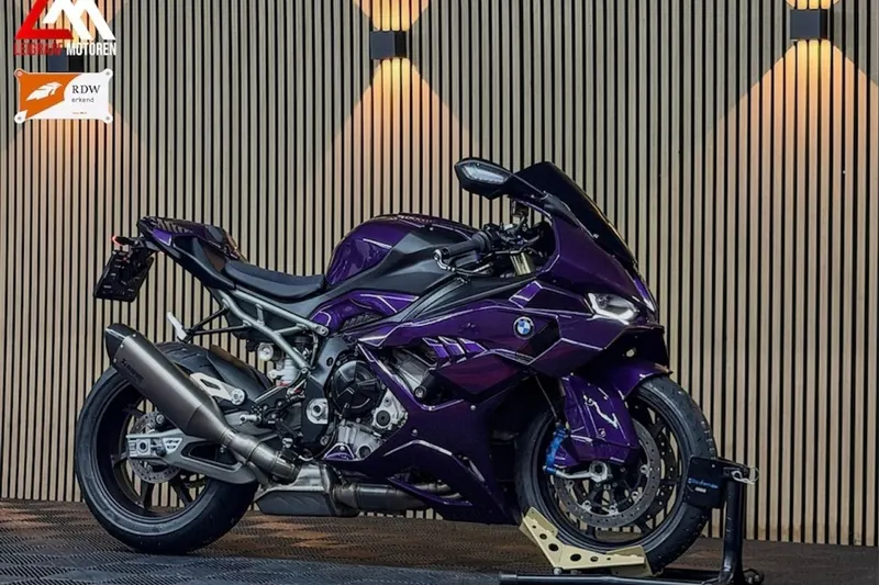 BMW S 1000 RR (2025)