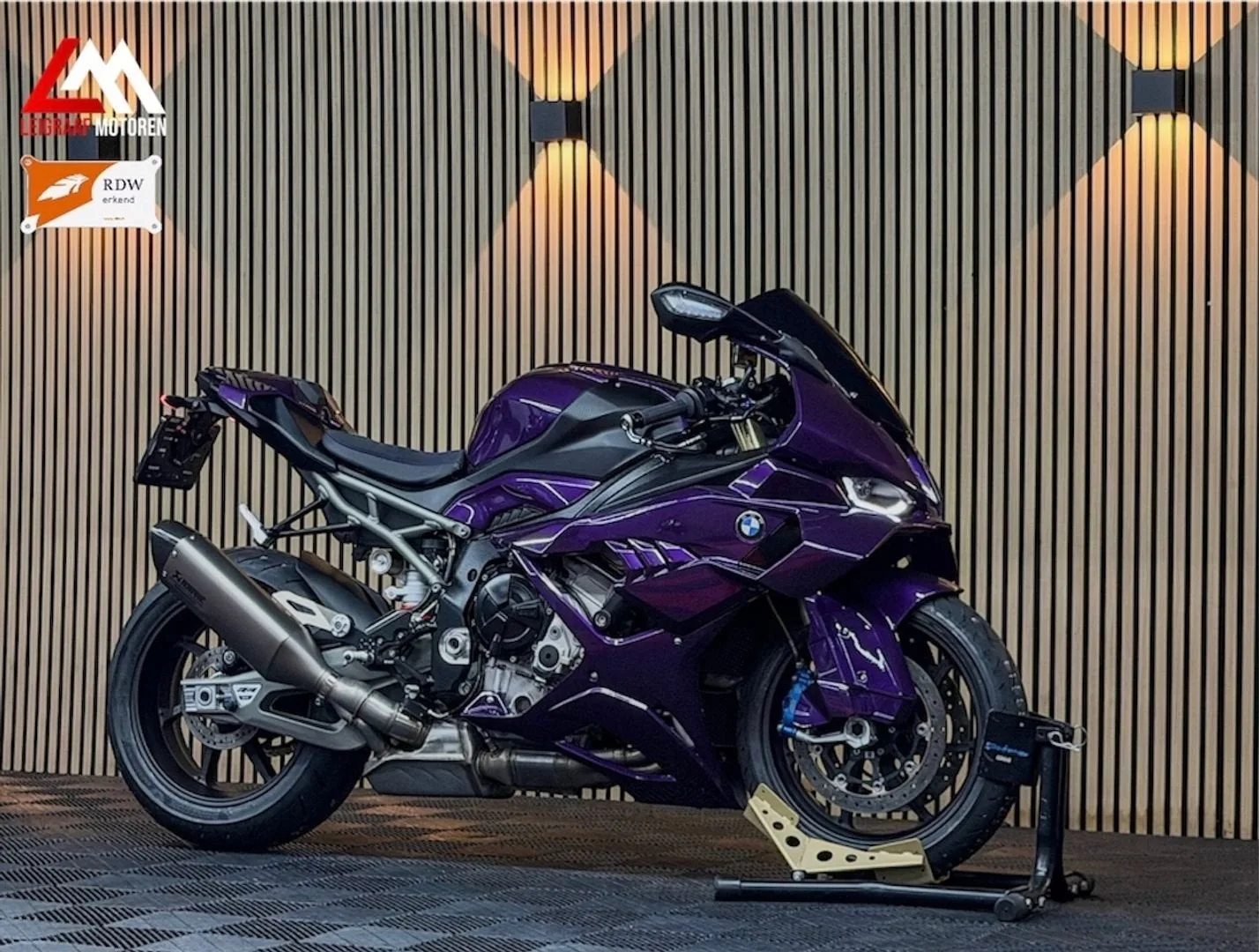 BMW S 1000 RR (2025) — foto 1