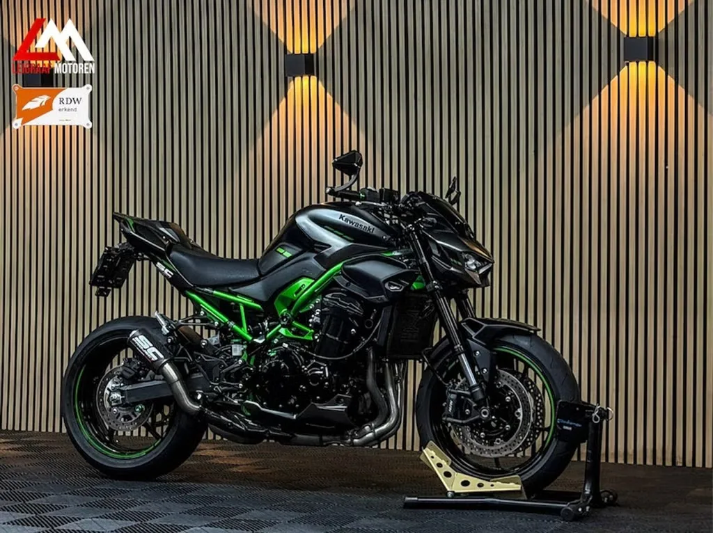 Kawasaki Z900 (2025) — foto 1