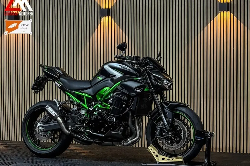 Kawasaki Z900 (2025)