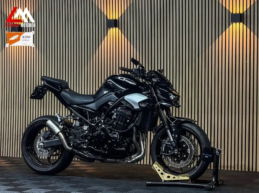 Kawasaki Z900 (2025) — foto 1