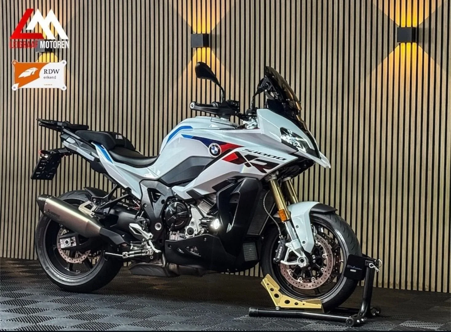 BMW S 1000 XR (2025) — foto 1