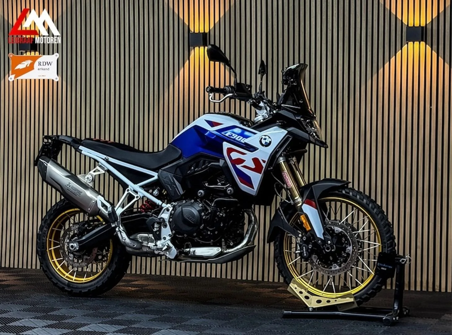 BMW F 900 GS (2024) — foto 1