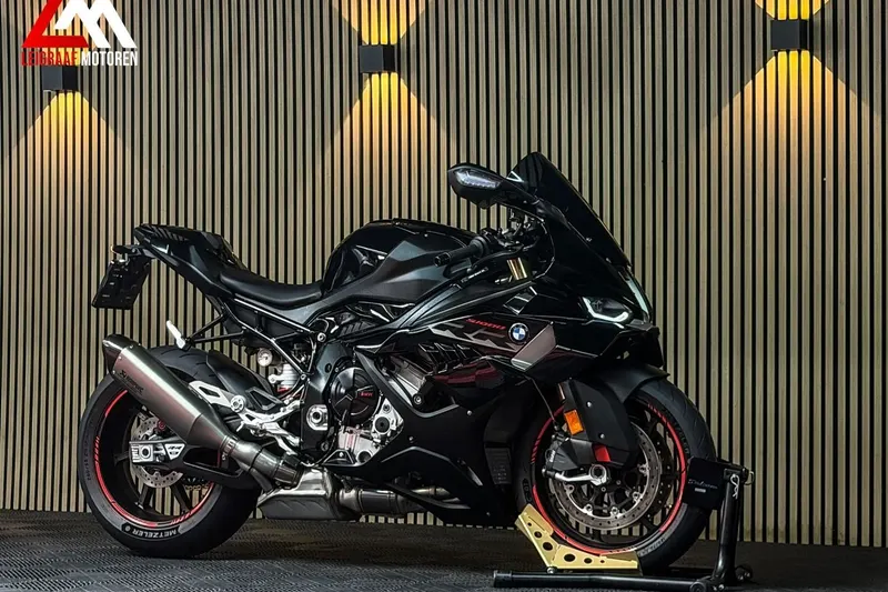 BMW S 1000 RR (2025)