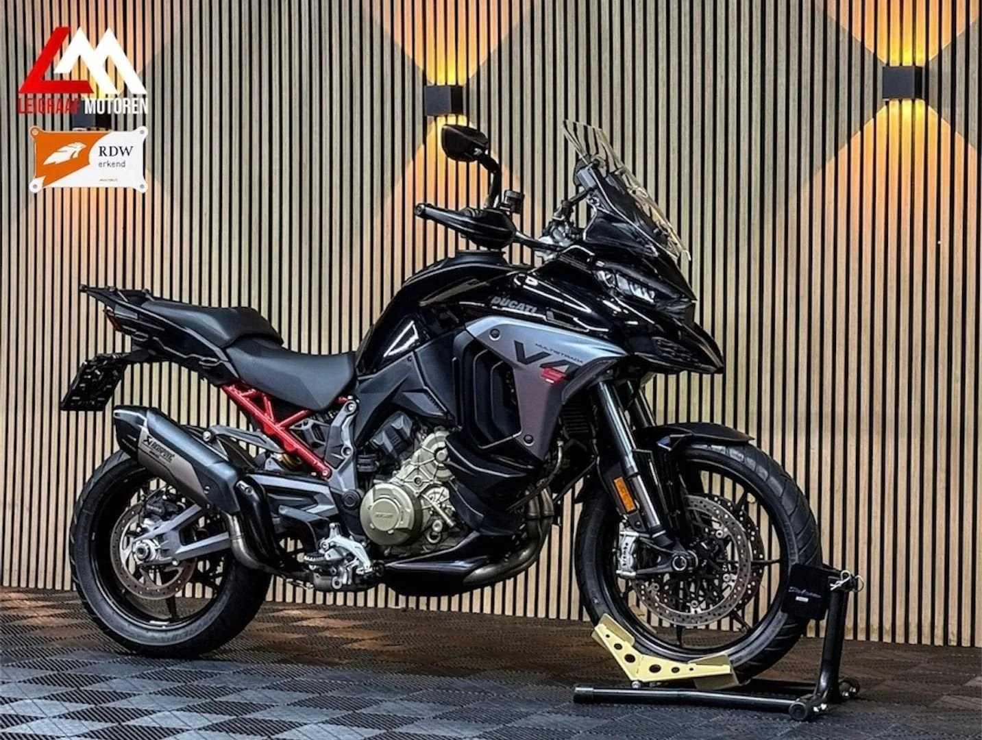 Ducati Multistrada V4S (2025) — foto 1