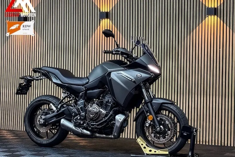 Yamaha Tracer 7 (2024)