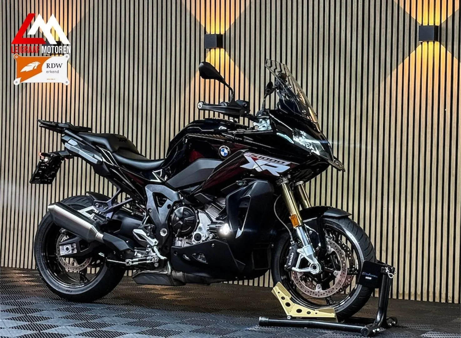 BMW S 1000 XR (2025) — foto 1