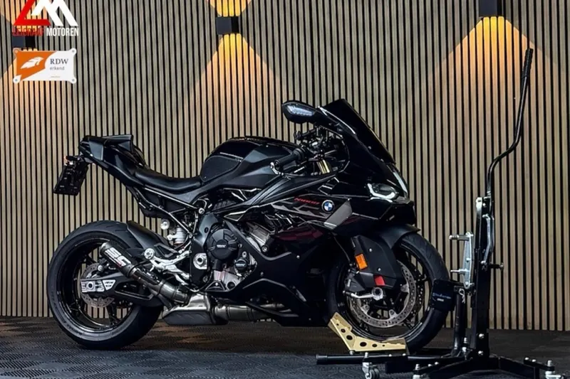 BMW S 1000 RR (2025)