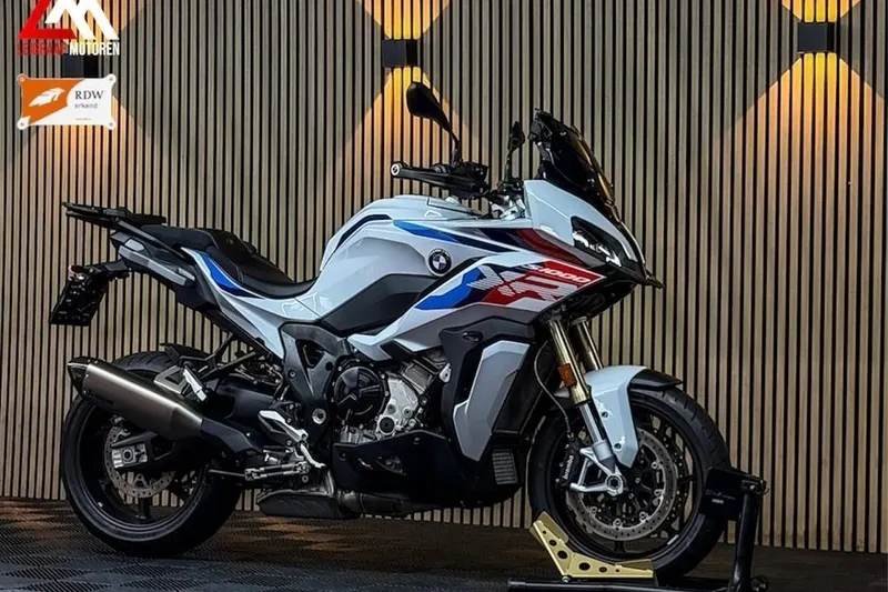 BMW S 1000 XR (0)