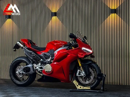 Ducati Panigale V4S (0) — foto 1
