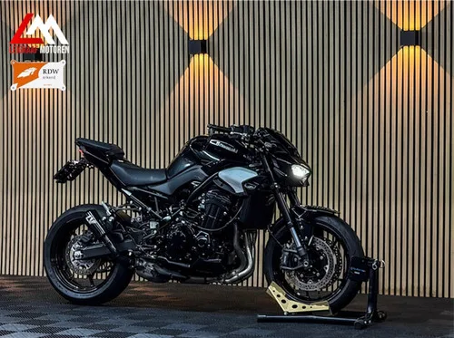 Kawasaki Z900 (0) — foto 1