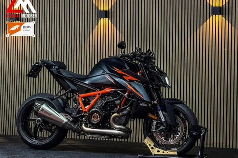 KTM 1390 Superduke R Evo Techpack (0)