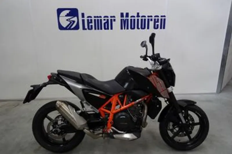 KTM 690 Duke (2012)