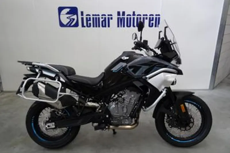 CFMoto 800 MT (2026)