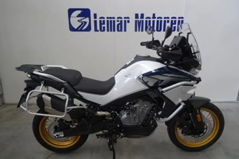 CFMoto 800 MT (2026)