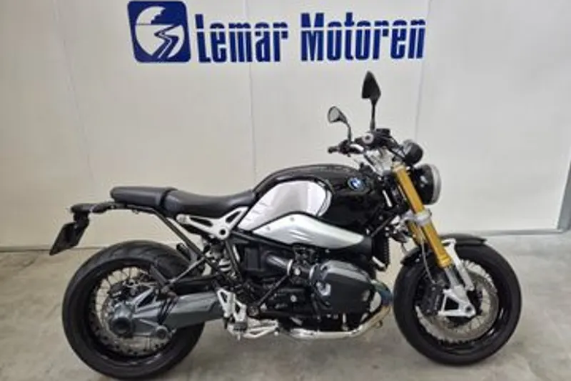 BMW R NINE T (2015)
