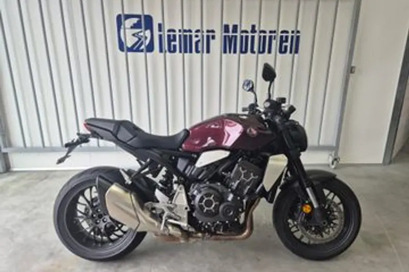 Honda CB1000R (2023)