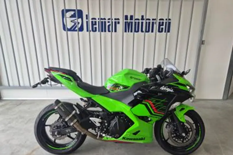 Kawasaki Ninja 400 (2023)