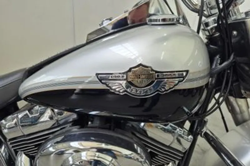 Harley-Davidson Heritage Softail Classic (2003)