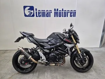 Suzuki GSR750 (2013) — foto 1