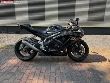 Suzuki GSX-R750 Yoshimura (2009) — foto 1