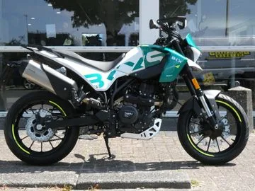 Benelli BKX 300 S (2026) — foto 1