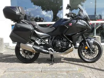 Honda NT 1100 (2023) — foto 1