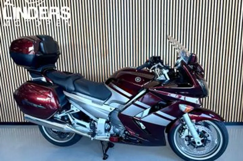 YAMAHA FJR1300 (2007)