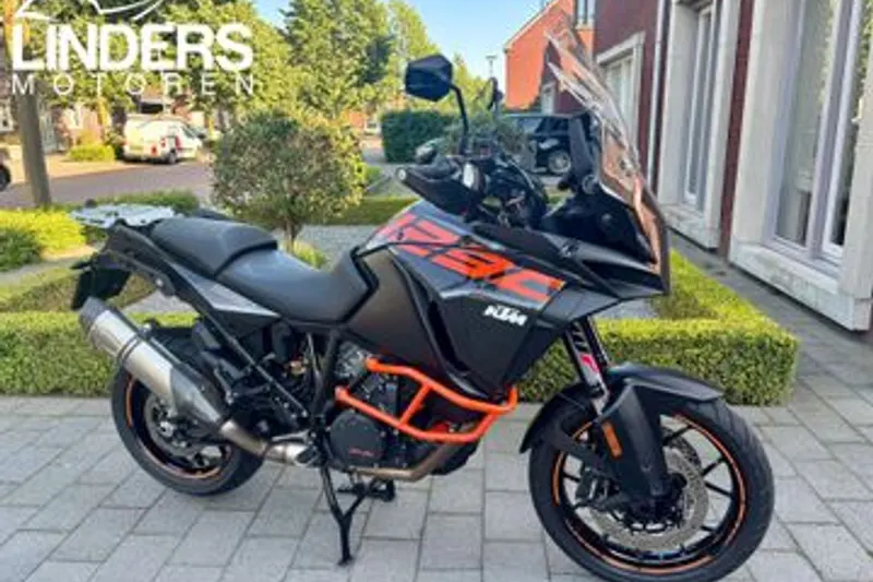 KTM 1290 (2018)