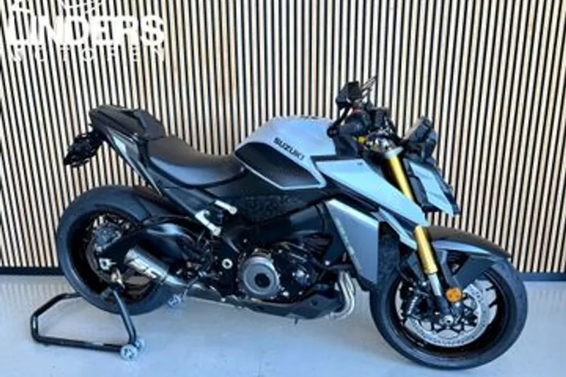 Suzuki GSX-S1000 (2023)