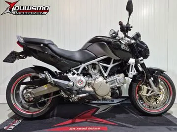 Aprilia Mana 850 (2012) — foto 1