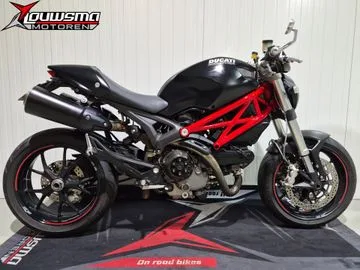 Ducati M 1100 (2010) — foto 1