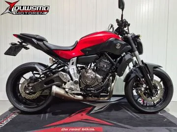 Yamaha MT-07 (2014) — foto 1